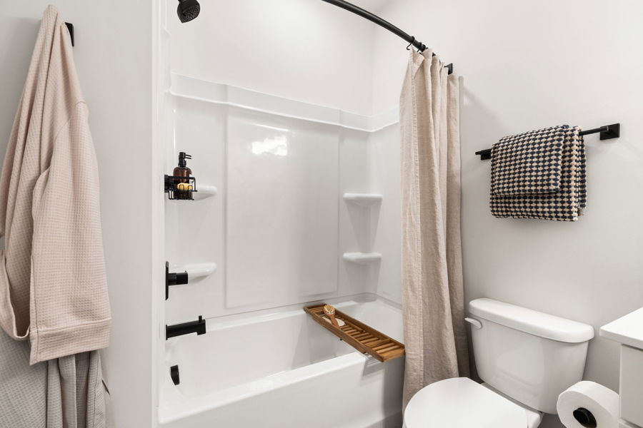 Garden tub in a secondary bathroom at HARMON Jefferson Village